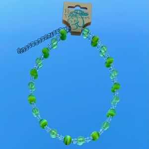 Handmade Green Pearl Crystal Necklace 🧡